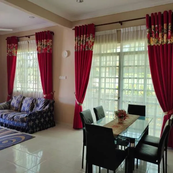 Homestay Ummi Balqis, hotel v destinaci Kampong Molek
