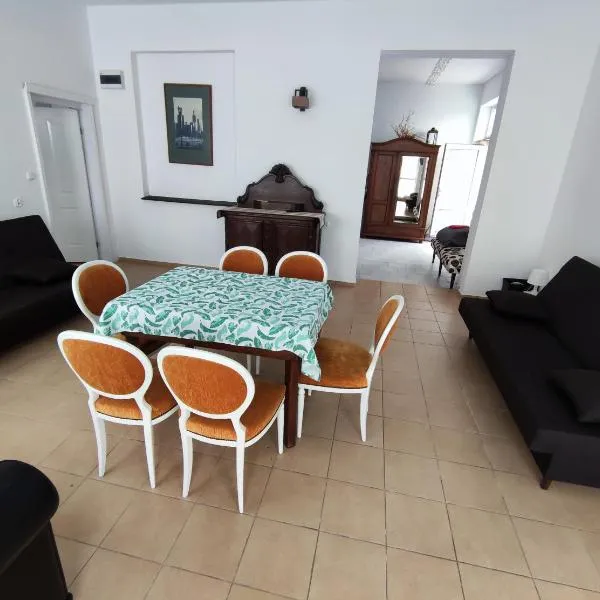 Hotelik Europa Apartamenty i pokoje gościnne, hotel v destinácii Unieście