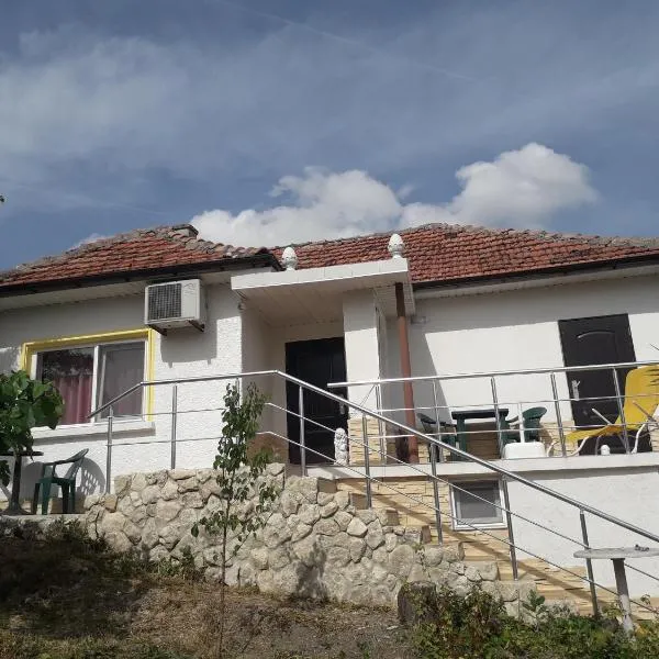 LenNy 2, hotel i Kranevo