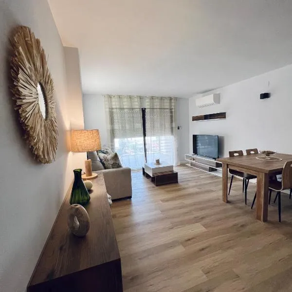 Apartamento en salou a 20m Playa! REFORMADO NUEVO, hotel u gradu Kambrils