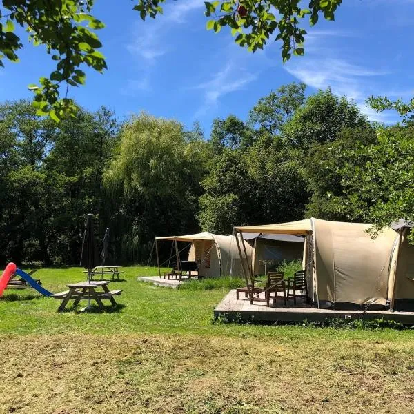 Glamping Resort Bousset, hotel v destinaci Chiddes