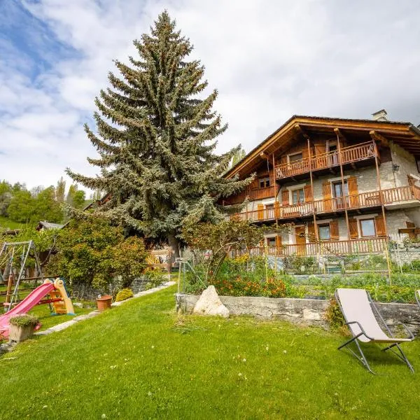 Le Vieux Noyer - Appartamenti al Verde villaggio di Rumiod – hotel w mieście Saint-Pierre