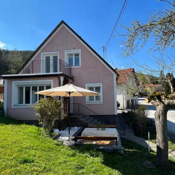 SOMMERHAUS JOSEFA – hotel w mieście Mühldorf
