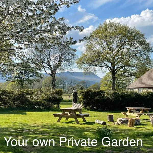 Spacious Cottage - Sleeps 4 - in the Black Mountains, hotel v destinaci Hereford