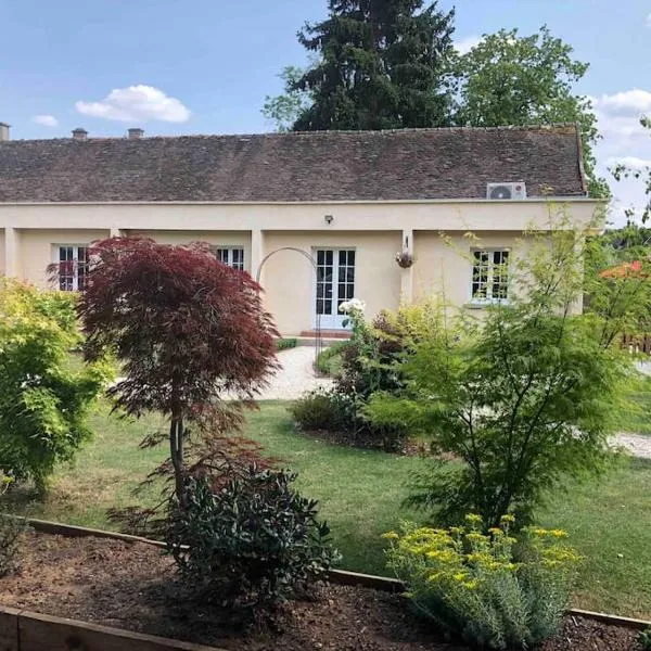 Riverside Lodge, hotel en Ligny-le-Châtel