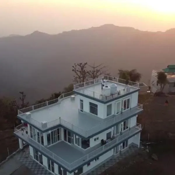 Mayur Home Stay, Morni Hills, hotel sa Nāhan