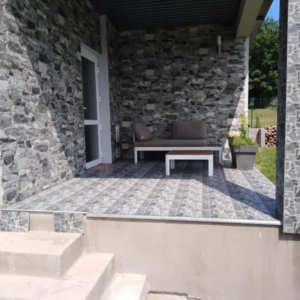 Apartmány Vihorlat III, hotel v destinaci Kaluža