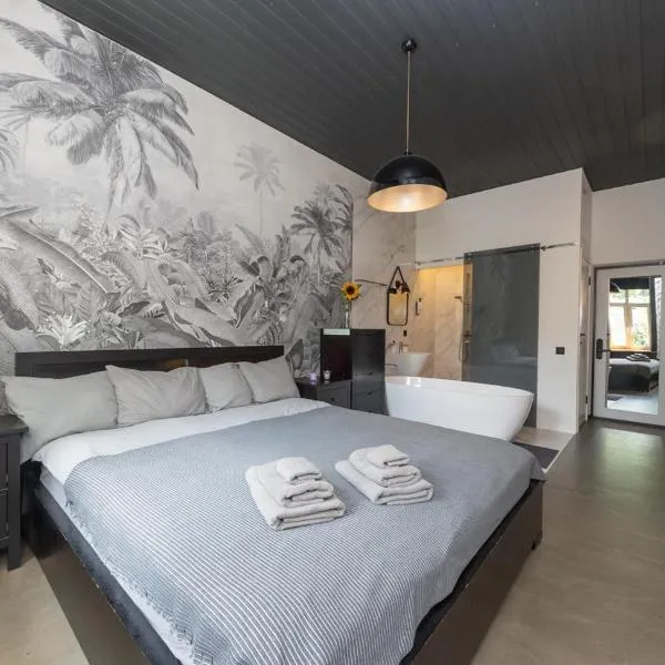 Apart Hotel on Zoloti vorota、キーウのホテル