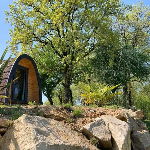 POD nature, hotel en Feuillade