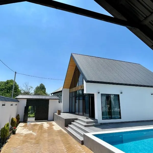EMIREST Barnhouse, khách sạn ở Gabala