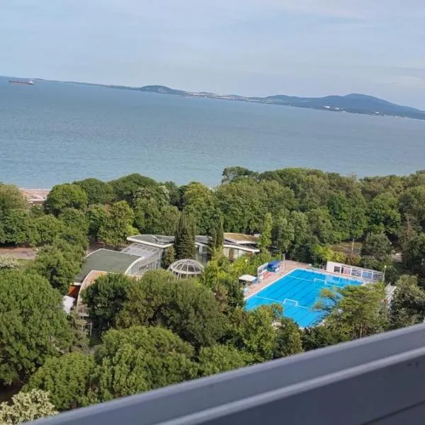 SEA VIEW FLORA, hotel in Burgas