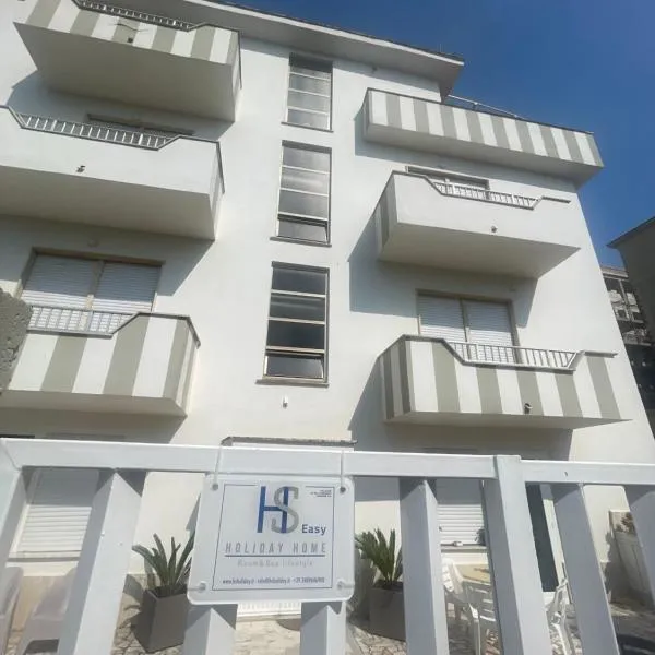 HS Easy holiday home, готель у місті Лідо-ді-Латіна