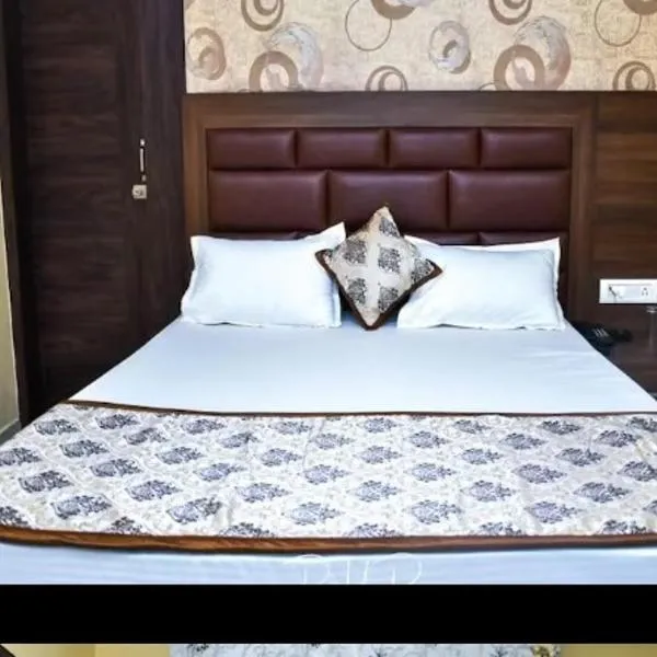 GOEL INN, hotel en Allahābād