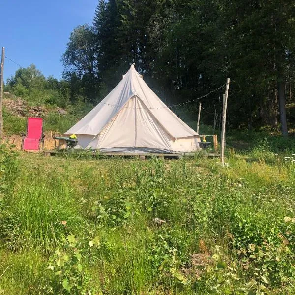 Glampingtält, hotel en Överbyn