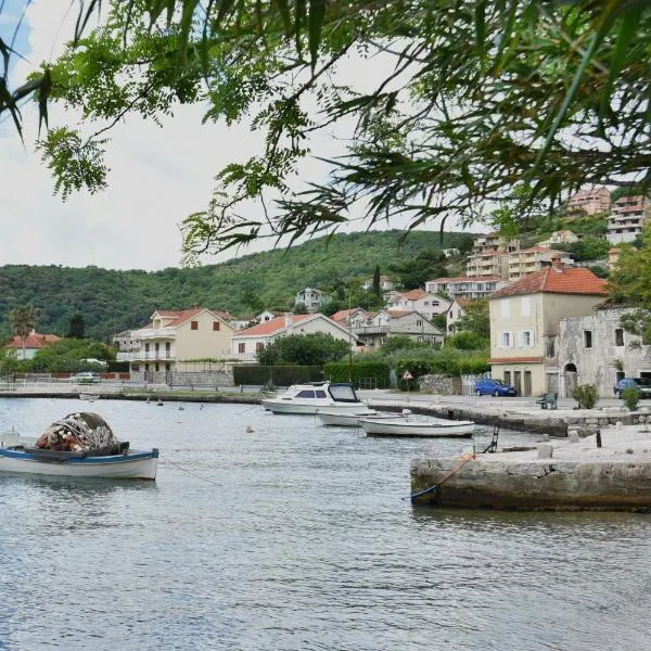 Studio Apartments Summer Time, hotel v destinaci Kamenari
