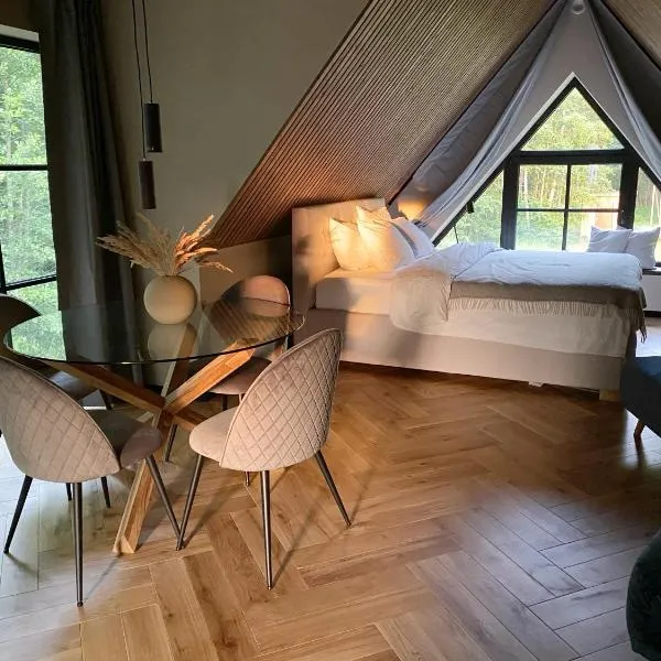 Heinaläku puhkemaja loft, hotel in Kõrgessaare