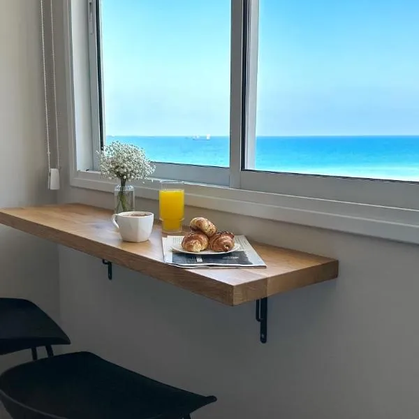 Angel Apt-Amazing SeaView-Netfix-Wifi-Free Parking, hotell i Ashdod