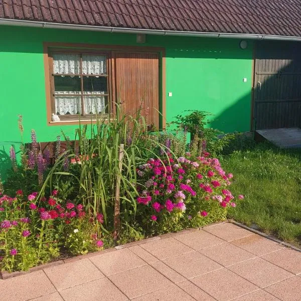 apartmán v areálu Hospoda u Dračice, hotel in Dvory nad Lužnicí