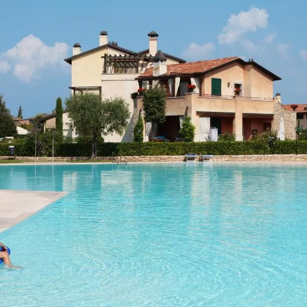 Garda Resort Village, hotel v destinaci Peschiera del Garda