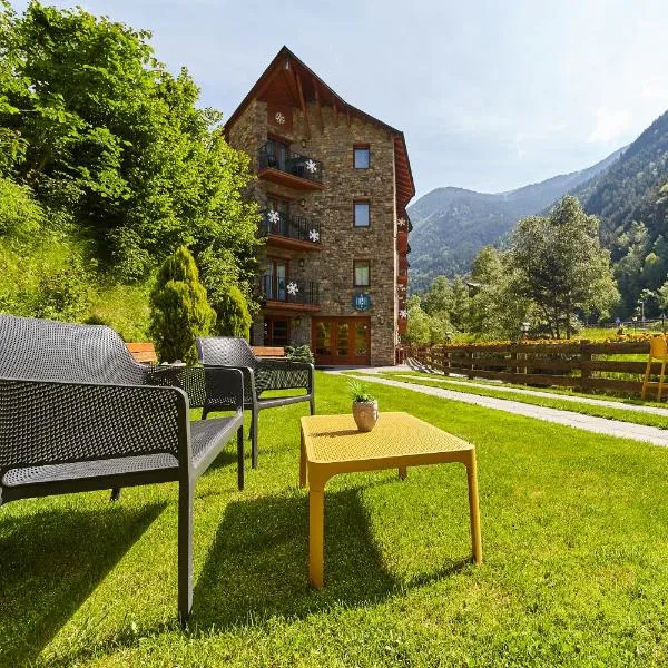 Apartaments La Neu, hotel v destinaci Ordino