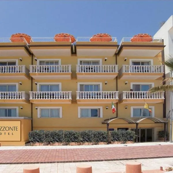 Hotel Orizzonte, hotell i Letojanni