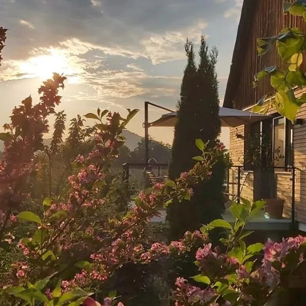 Bauernhof Kure, hotel v destinaci Leutschach