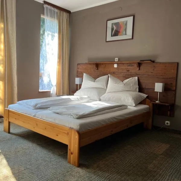 Villa Sagan, hotel v destinaci Zamárdi