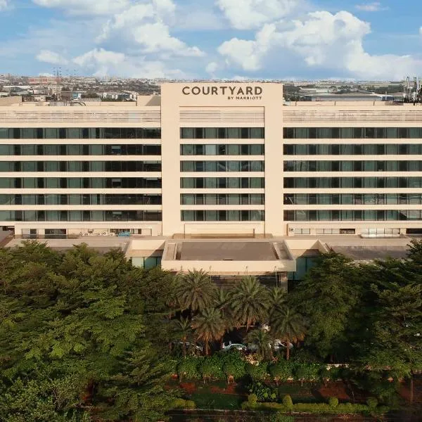 Courtyard by Marriott Pune Chakan, hotel in Chakan