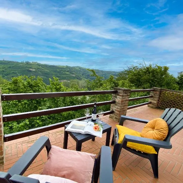 La Rosa di Langa - Charming Panoramic House, hotel v destinaci Albaretto Della Torre 