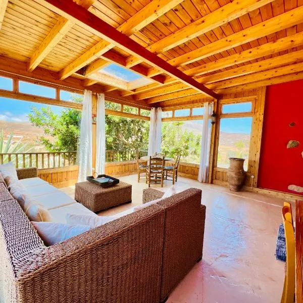 Casa Surf La Higuerita, hotel v destinácii Tetir