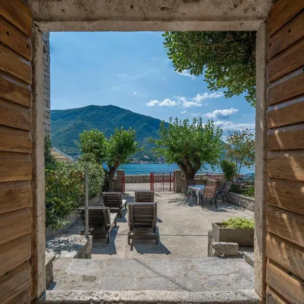 Regina di Dobrota, hotel in Kotor