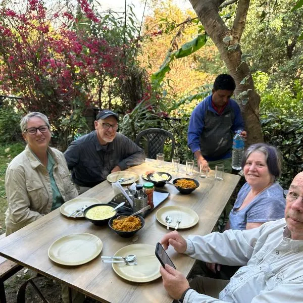 incredible birding camp, hotel v destinaci Bhimtal