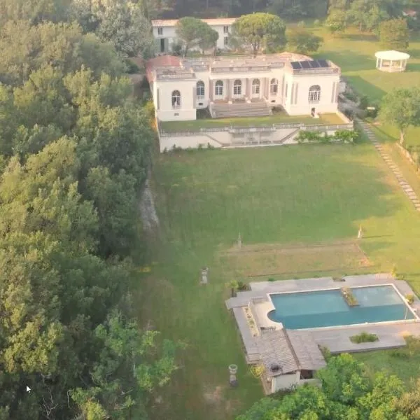 Chateau de Pourpry, hotel em Damiatte