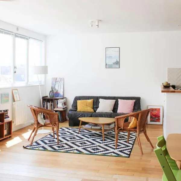 Spacious bright 70m family apartment