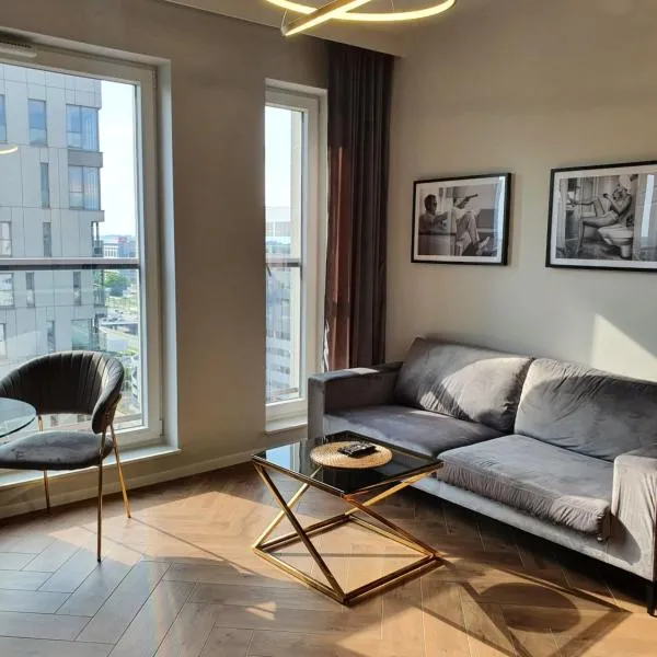 SOKOLSKA 30 TOWERS apartments -PARKING- NEW- LUX- SAUNA- GYM- and GOOD VIEW, Hotel in Kattowitz