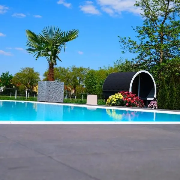 Pool Sauna Entspannung, Hotel in Rangsdorf