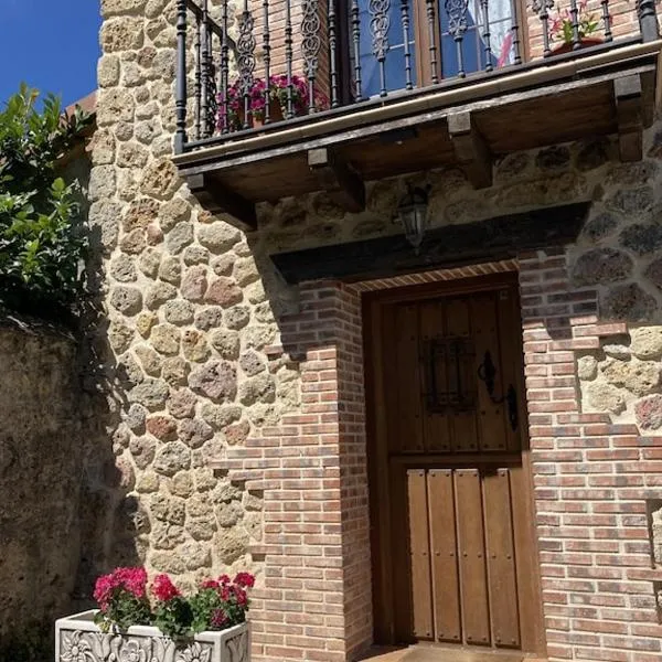 La Casa de Fefita (Stone house in a privileged environment 35 km from Bilbao), hotel di Villanueva de Mena
