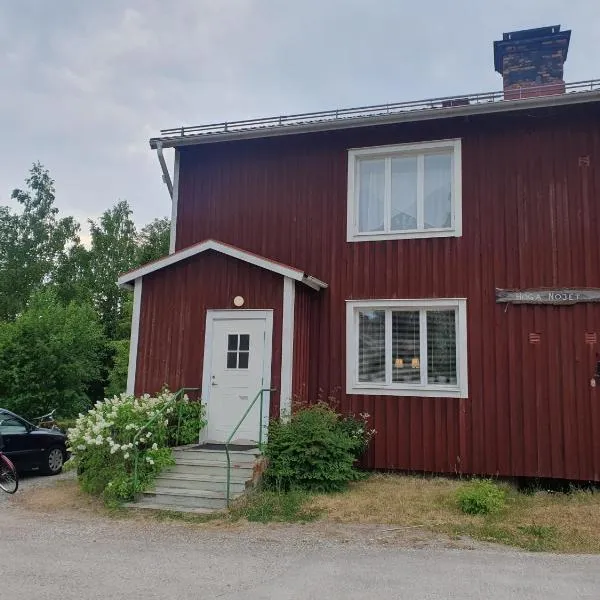 Mysig lägenhet för resande, hotel in Harmånger