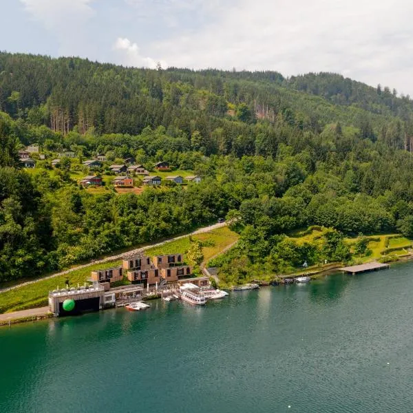 Klimatisierte Familienchalets am Millstätter See, hotel in Rothenthurn