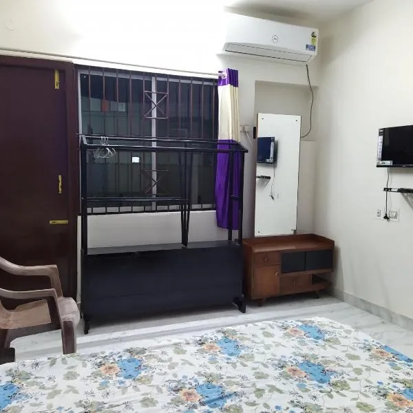 SARA Beach House, hotel di Puri