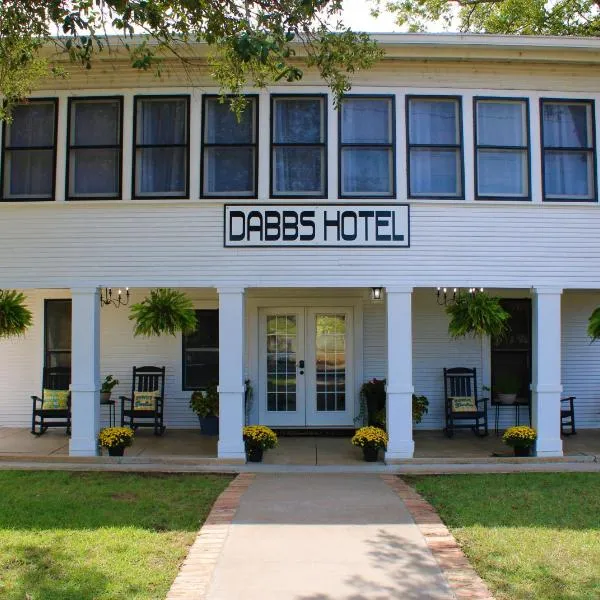 Dabbs Hotel Bed and Breakfast, hotel di Llano