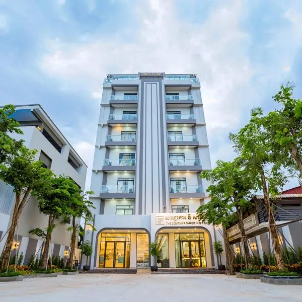 The Square Kampot Hotel, hotel in Kampot