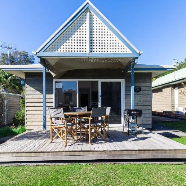 Kangaroo Cabin, hotel in Berrara