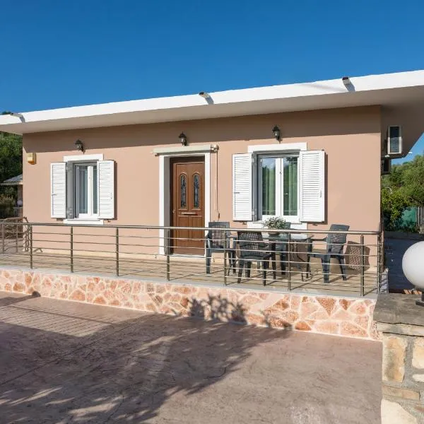 Mary's Olive Grove House by "elite", hotel di Kipseli