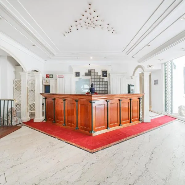 Self-Check-In Hotel Adlon, hotel em Viena