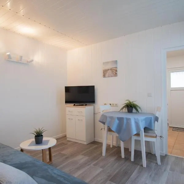 Tiny-Bungalow - zum Strand 50m, Hotel in Ückeritz