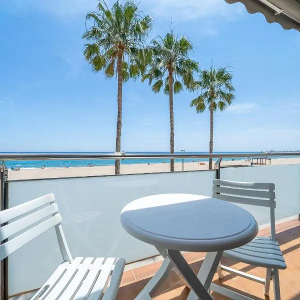 Hauzify I Apartament Colón 1B, hotel in Torredembarra