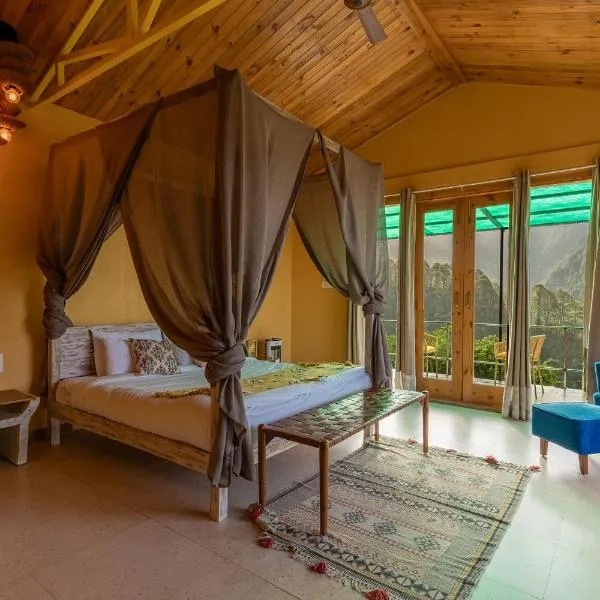 Seclude Pangot, Perch, hotel v destinaci Nainital