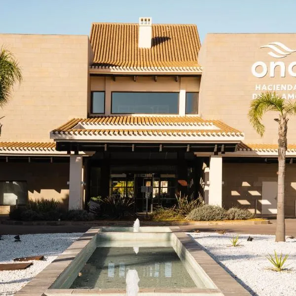 Ona Hacienda del Álamo Golf Resort, hotel in Casas de los Garcías