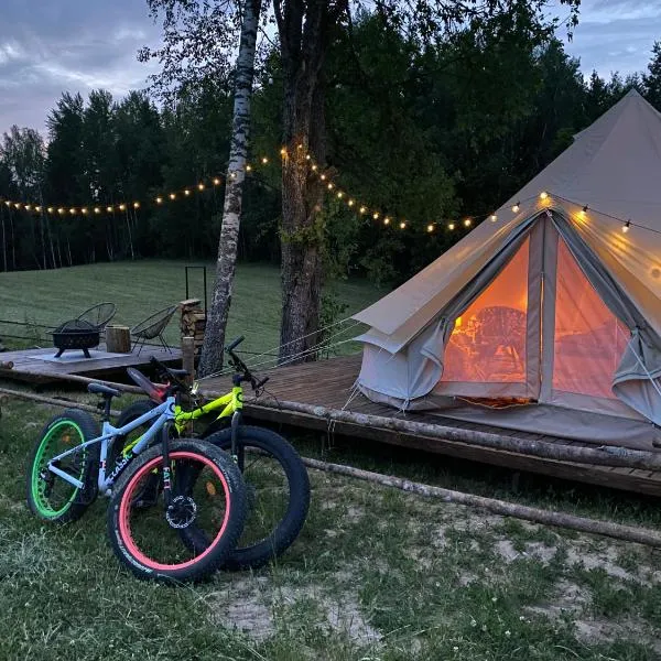 Karula Stay - Romantic Glamping I at Karula National Park, Hot tub optional, hotel i Ähijärve